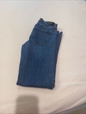Express Women’s boot mid rise Jeans